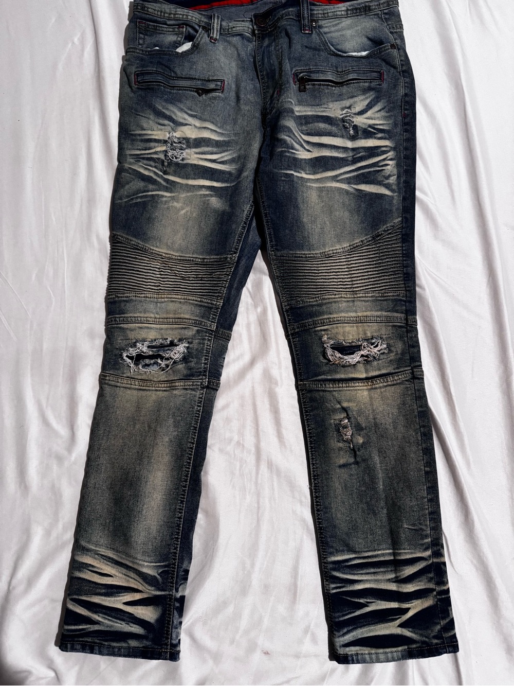 Slim Straight Distressed Men's Jeans in Washed Black